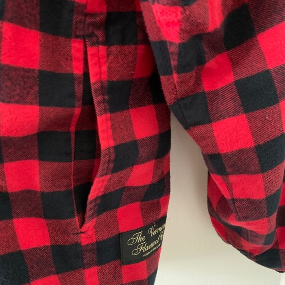 Cozy Vermont Flannel fleece lined zip up hoodie - Picture 6 of 6